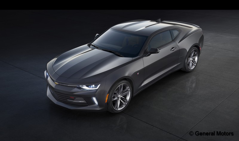 2016-Chevrolet-Camaro-RS-001