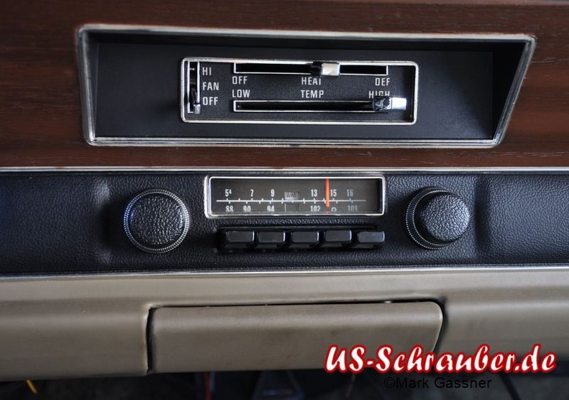 Chrysler Radio